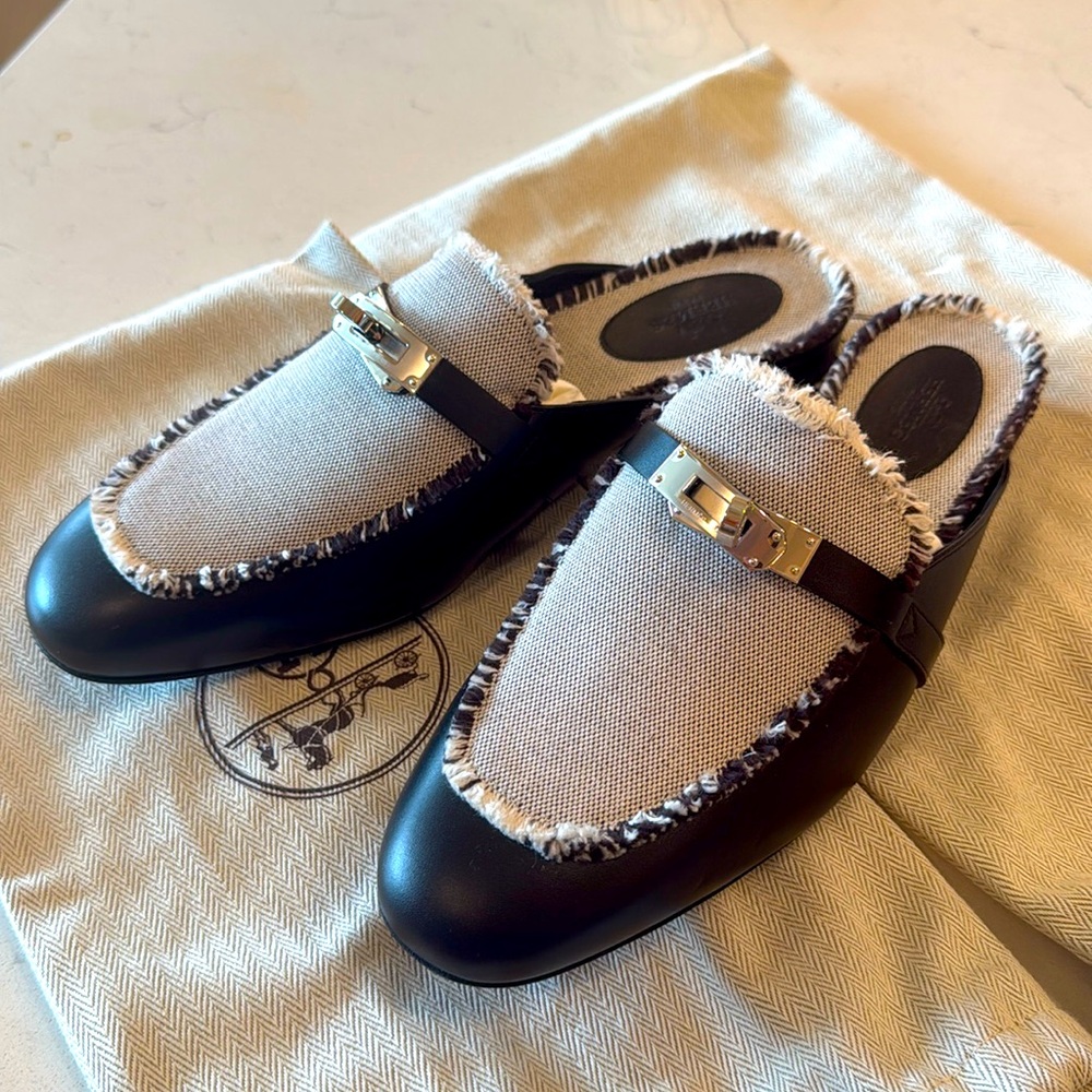 Brand new Hermès, black leather, gray fringe canvas, oz mules size 40